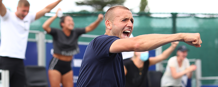 Dan Evans cheering 