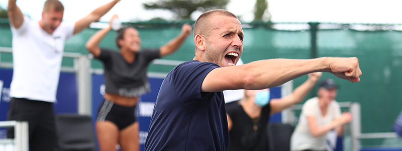 Dan Evans cheering