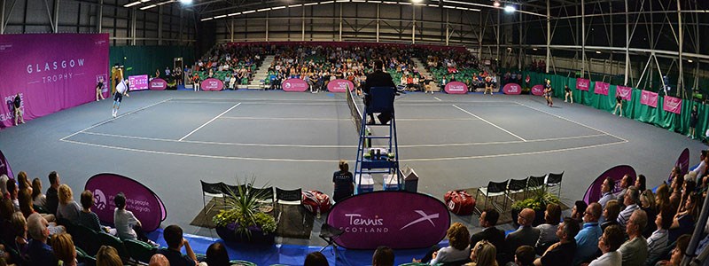 2018 Glasgow trophy stadium picture, view of crowd and umpire during a match