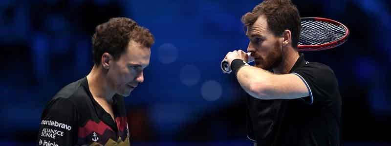 jamie murray and bruno soares looking serious 