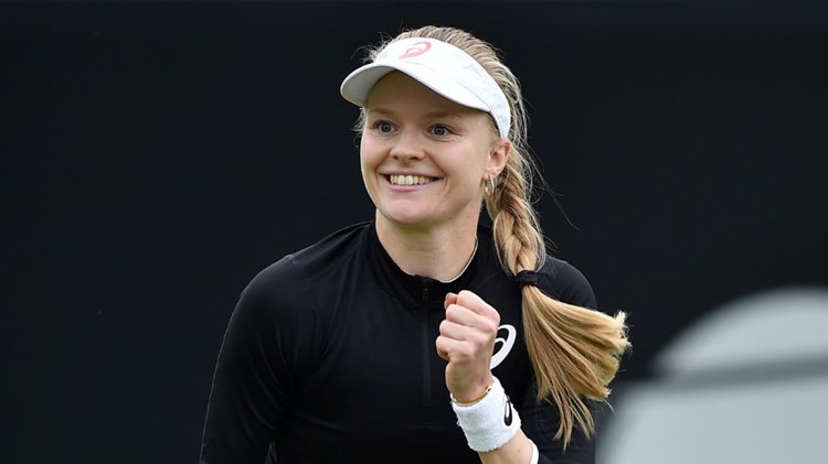 Harriet Dart beats Donna Vekic at the Rothesay Open Nottingham
