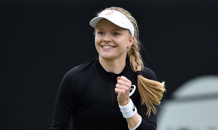 Harriet Dart beats Donna Vekic at the Rothesay Open Nottingham