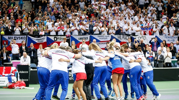 Czech Republic Fed Cup team celebrate a win against the USA in the 2018 Fed Cup Final