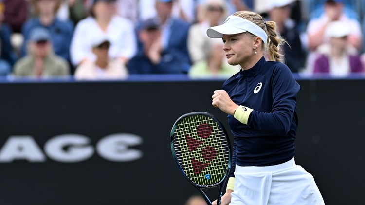 Harriet Dart gives a fist pump celebrating a point at the Lexus Estbourne Open