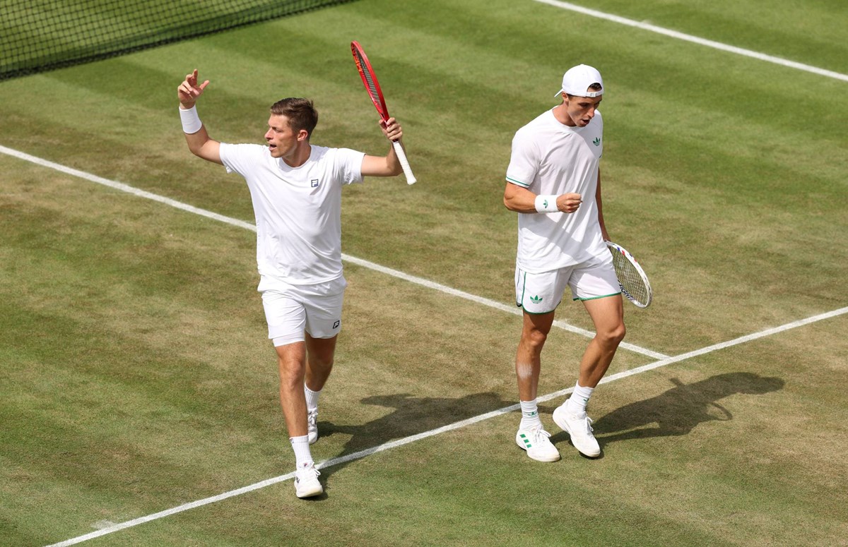 2025-Neal Skupski-Joe-Salisbury-Wimbledon-celebration.jpg