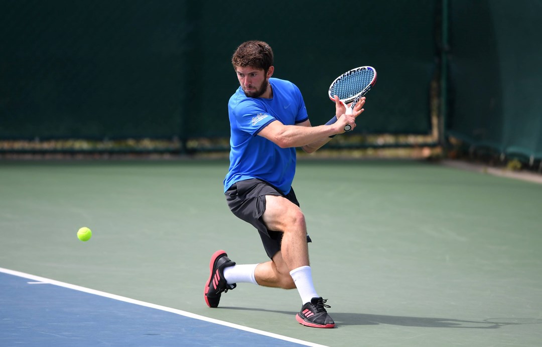 Sean Hodkin hits a backhand slice at the 2020 British Tour