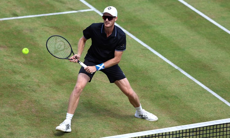 Jamie Murray ready to hit a volley at the cinch Championships