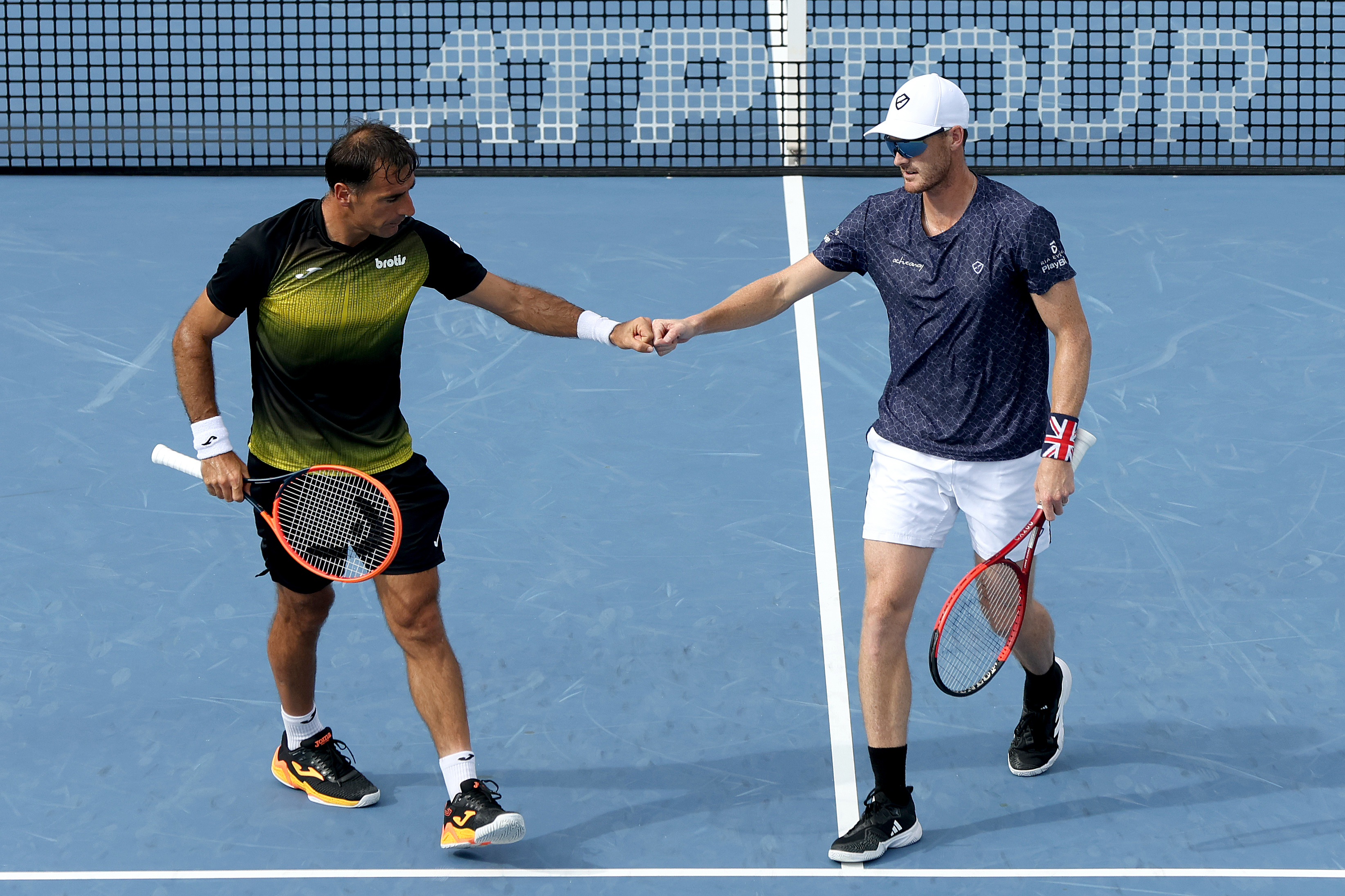 Cincinnati semis for Murray, McKechnie wins at Wimbledon, Connel shines in US