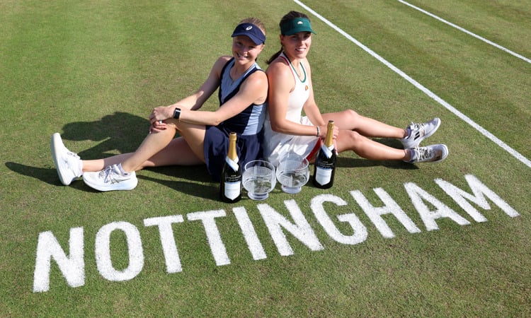 Maia Lumsden wins Lexus Nottingham Open with Harriet Dart