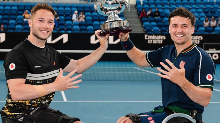 Reid wins fifth straight Australian Open, McBride defends PWII title, Scots advance at ITA Indoors