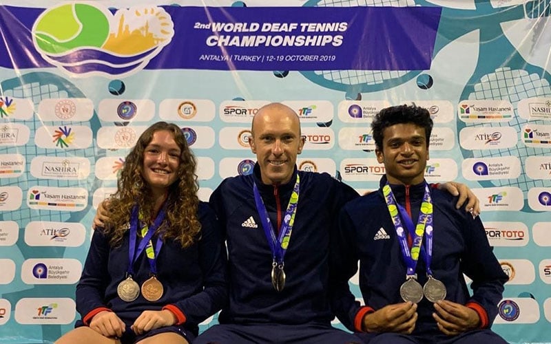2019-world-deaf-tennis-gb-medals.jpg