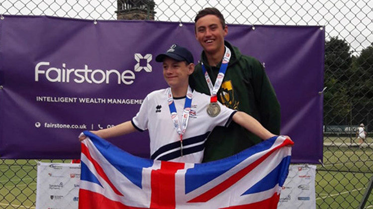 Two tennis players with medals at the 2019 World transplant games