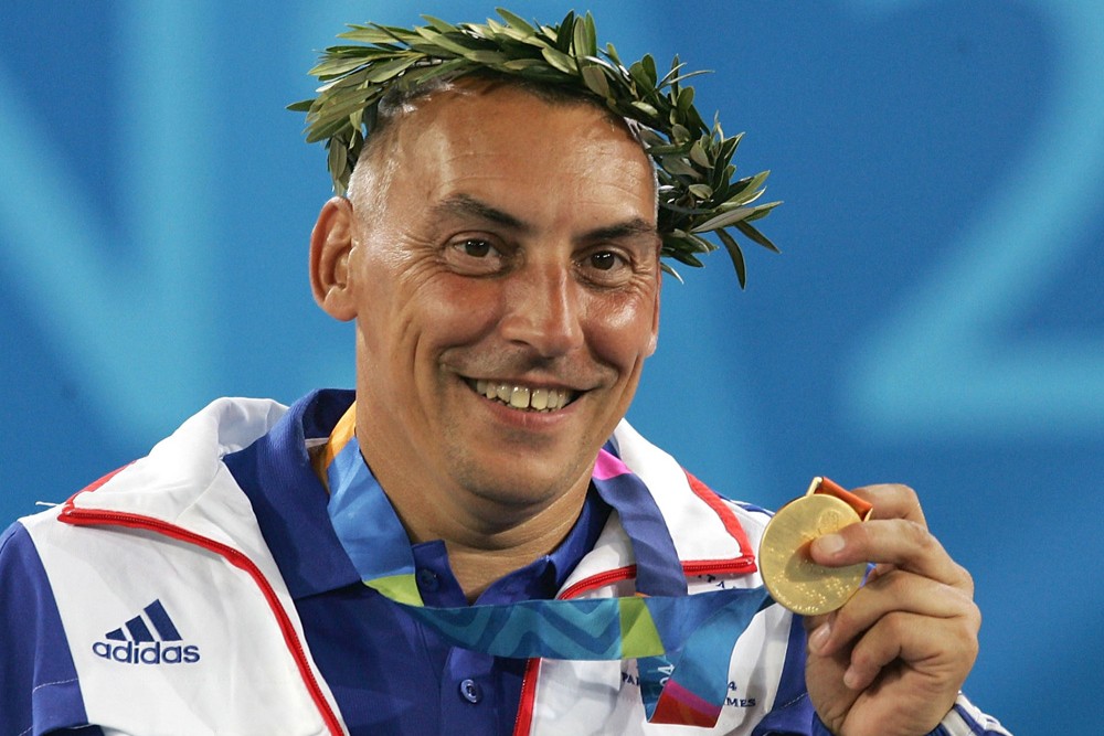 2004-Peter-Norfolk-Paralympic-gold.jpg