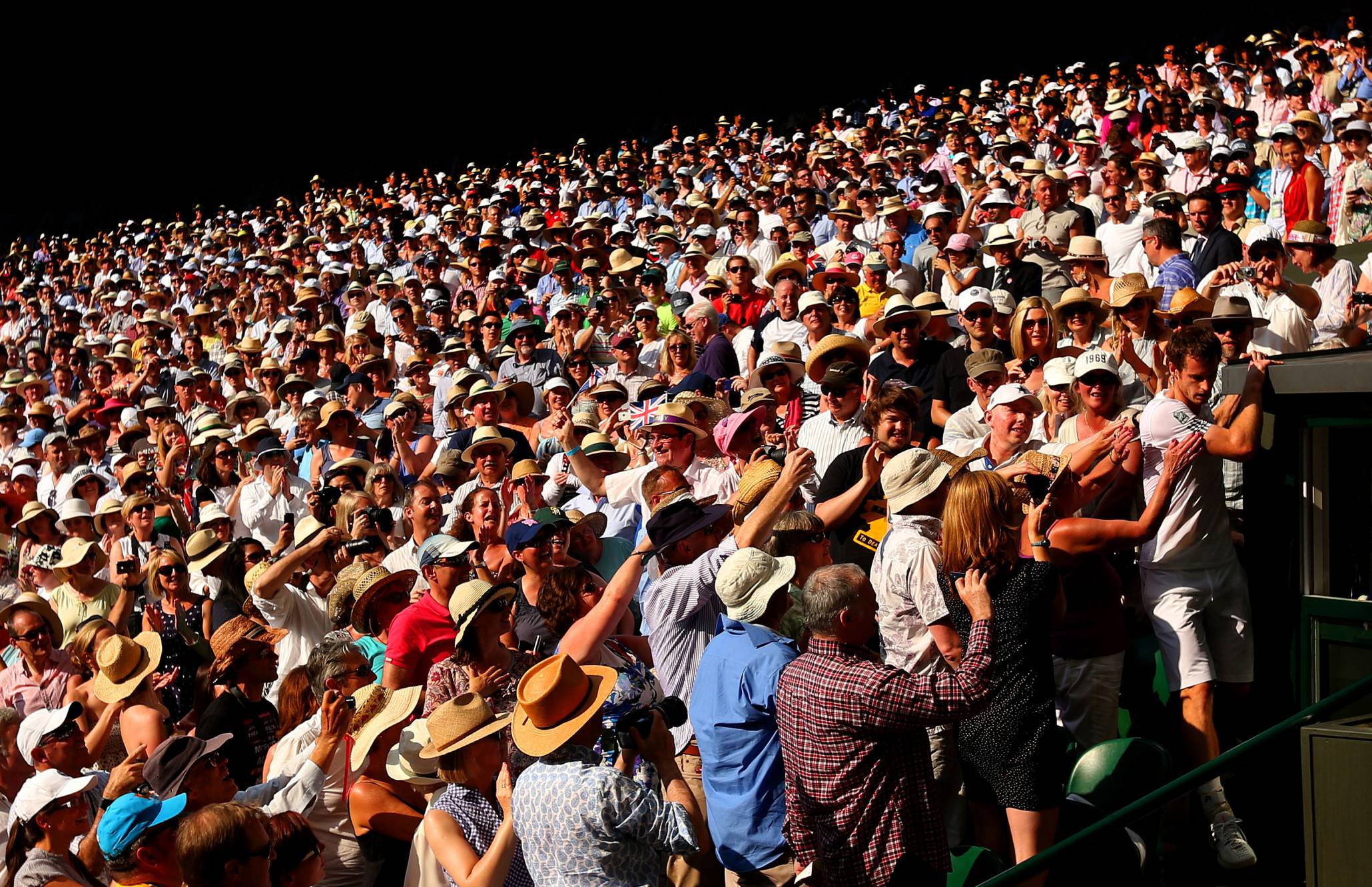 2013-Andy-Murray-Wimbledon-crowd.jpg