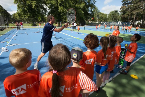 Tennis for kids coaching session