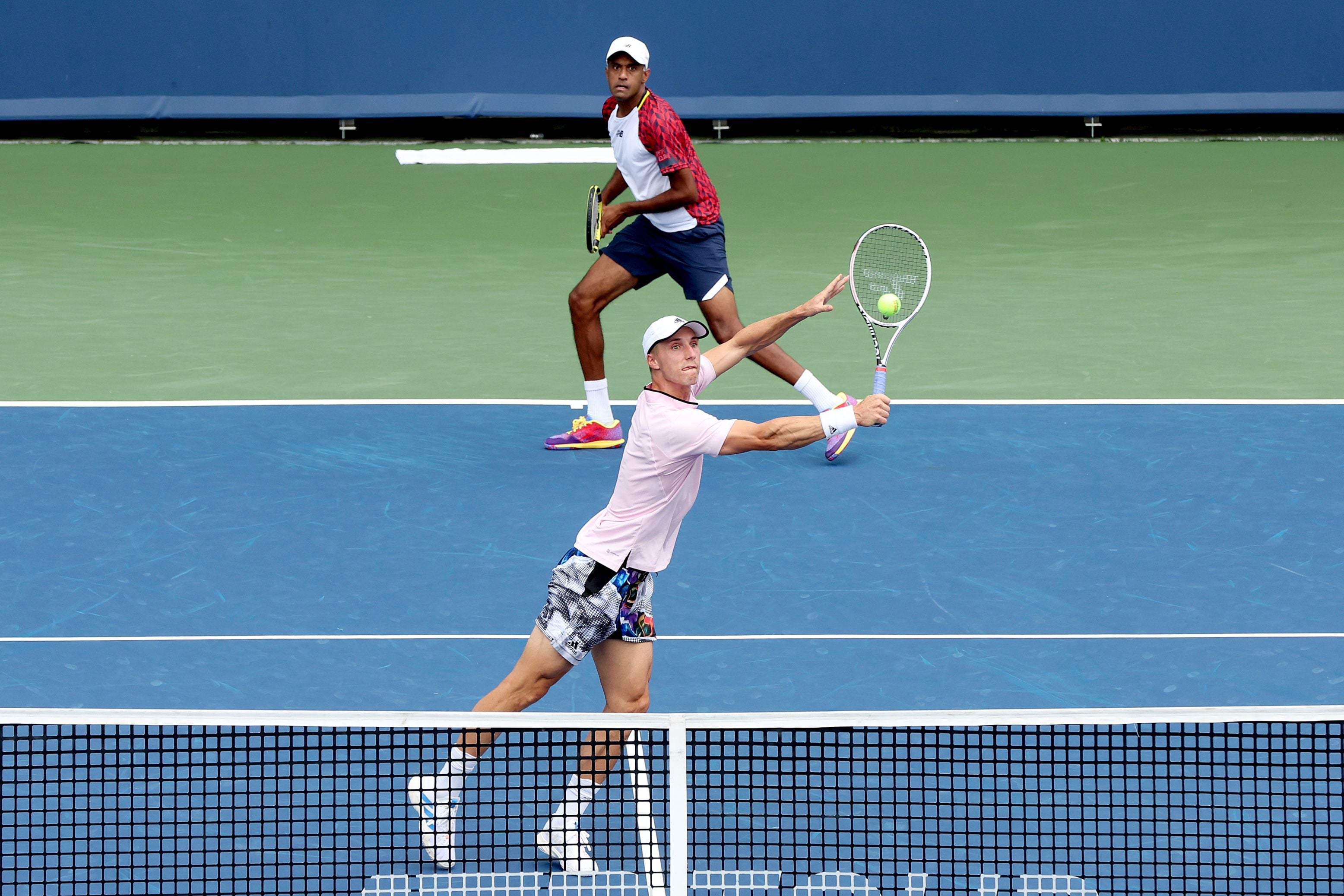 Joe Salisbury and Rajeev Ram in action during the 2022 Southern & Western Open final against Tim Puetz and Michael Venus 