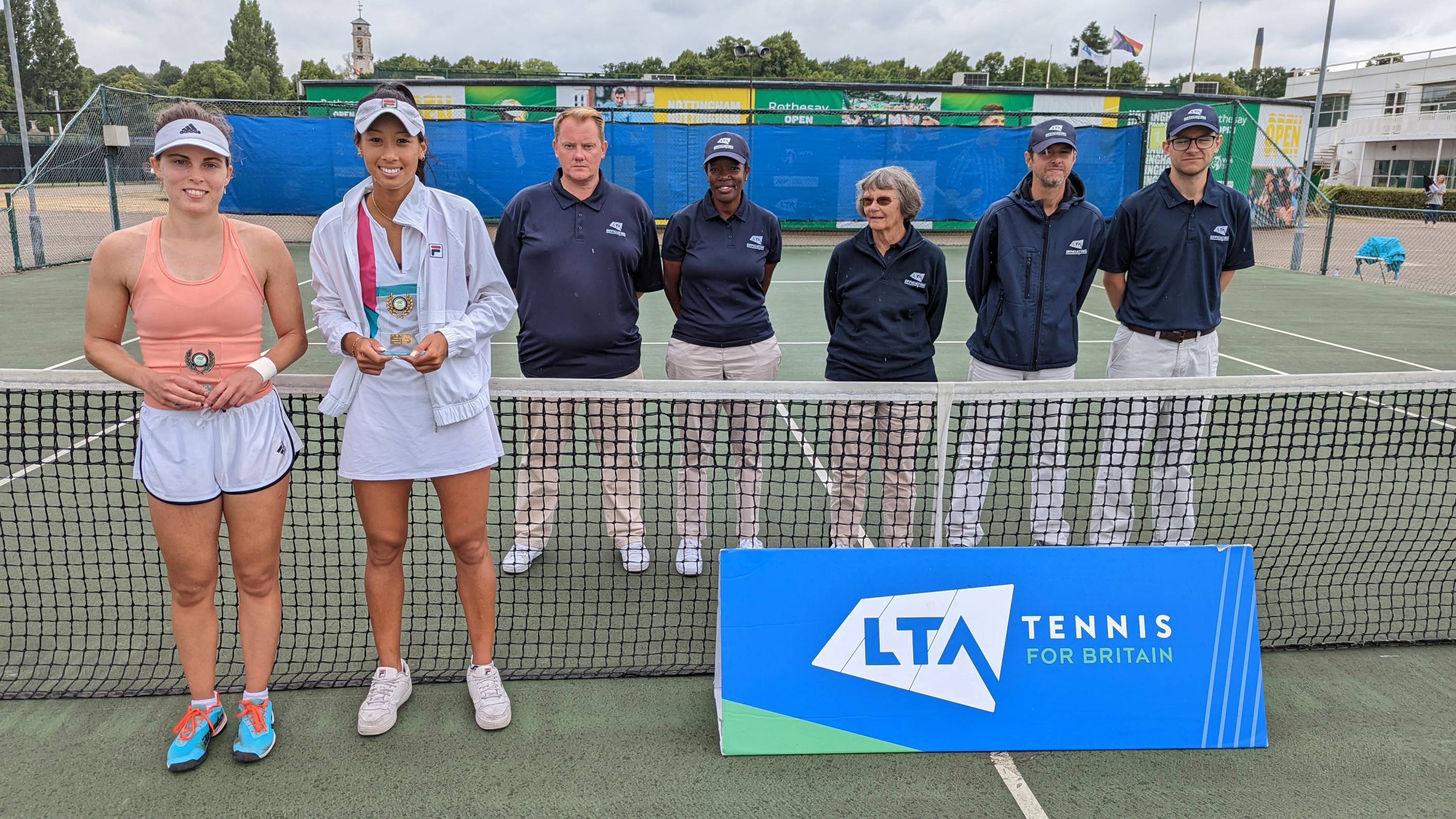Maia Lumsden with the runners-up trophy at the W25 Nottingham