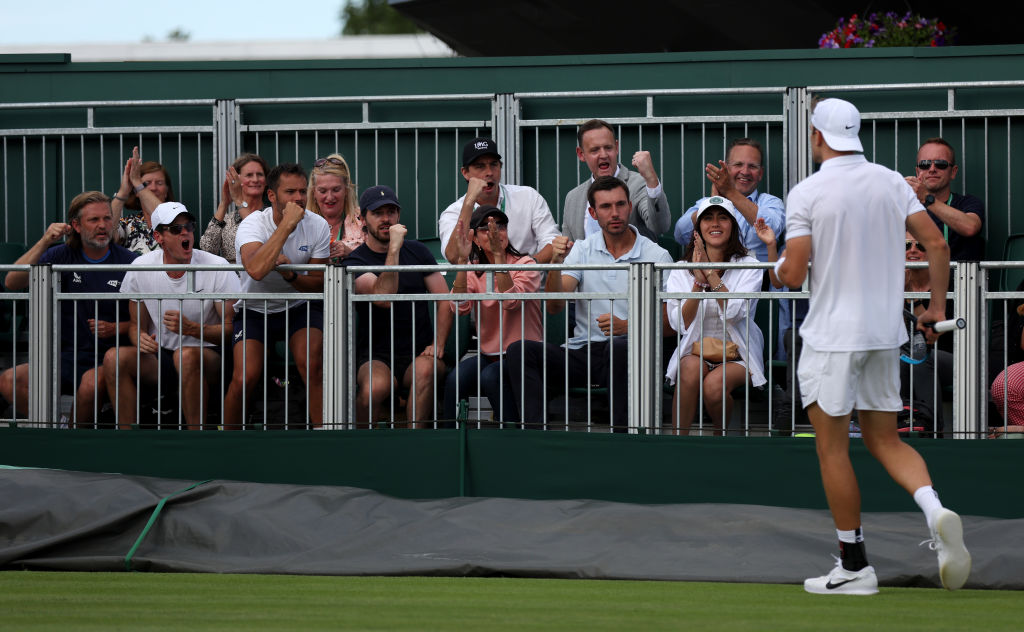2022-Jack-Draper-Wimbledon-coaches.jpg