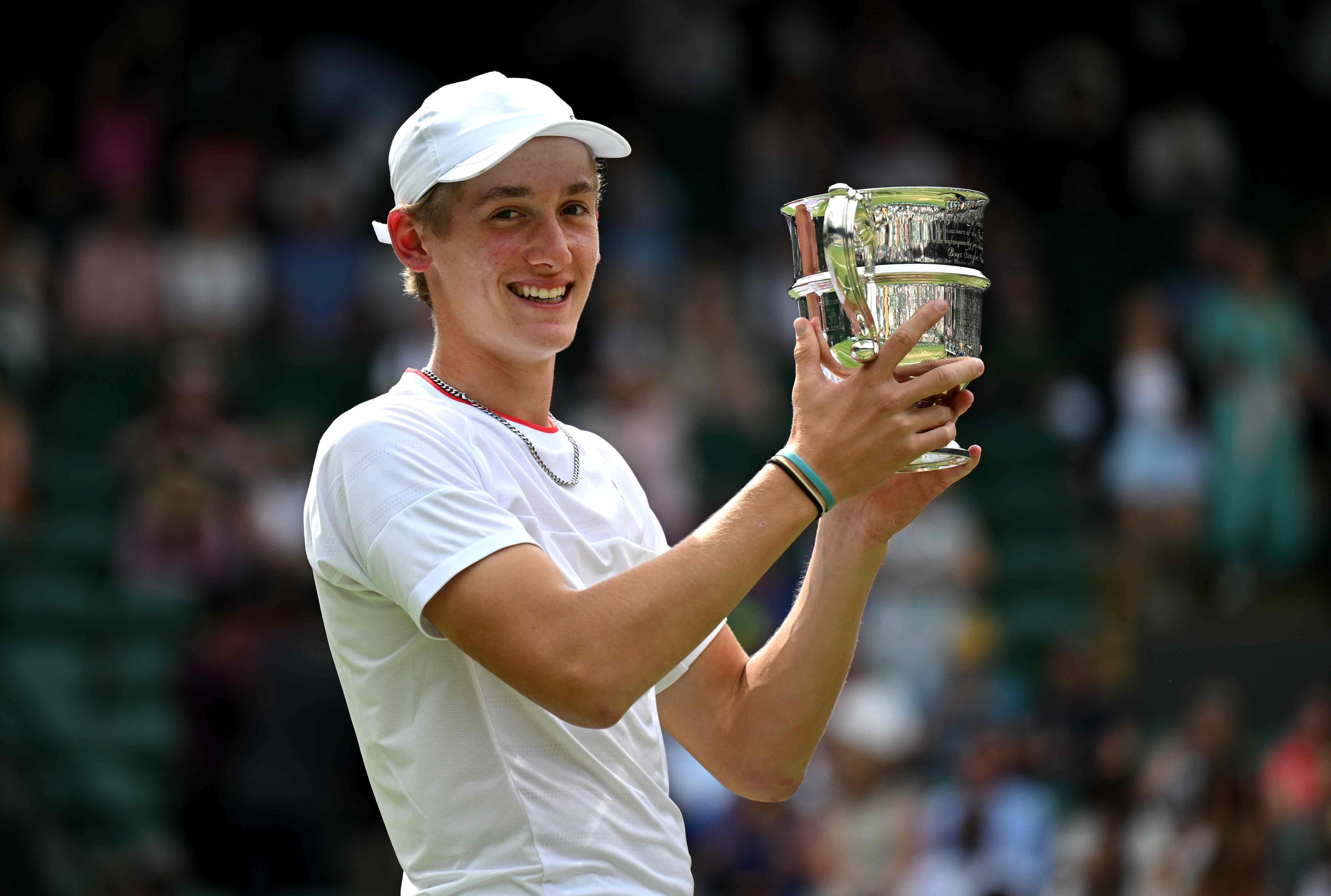 Wimbledon 2023: Henry Searle is crowned the first British Boys’ singles champion for 61 years