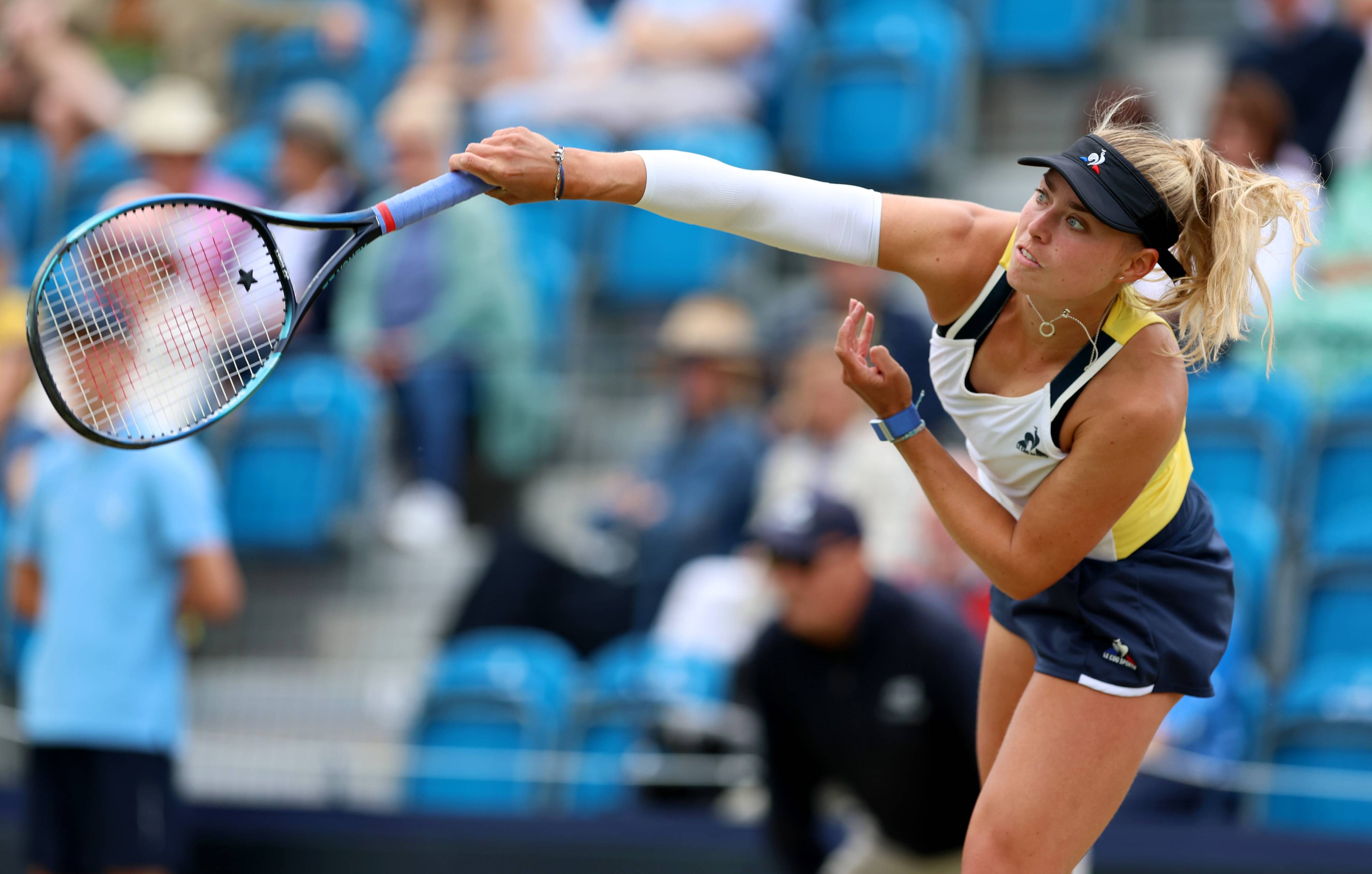 2024-Emily-Appleton-Lexus-Surbiton-Trophy-serve.jpg