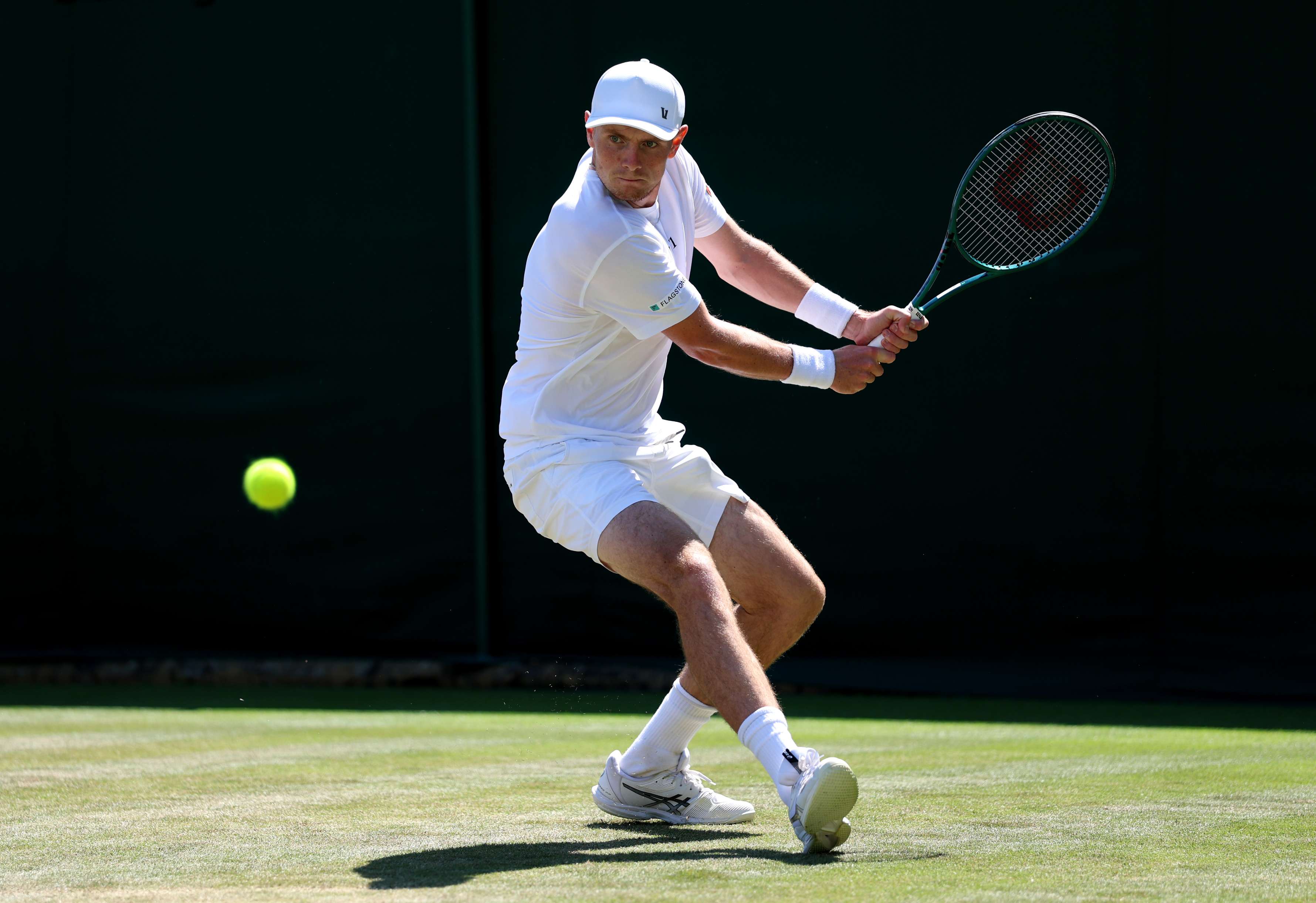 2025-Jack-Pinnington-Jones-Wimbledon-Backhand.jpg