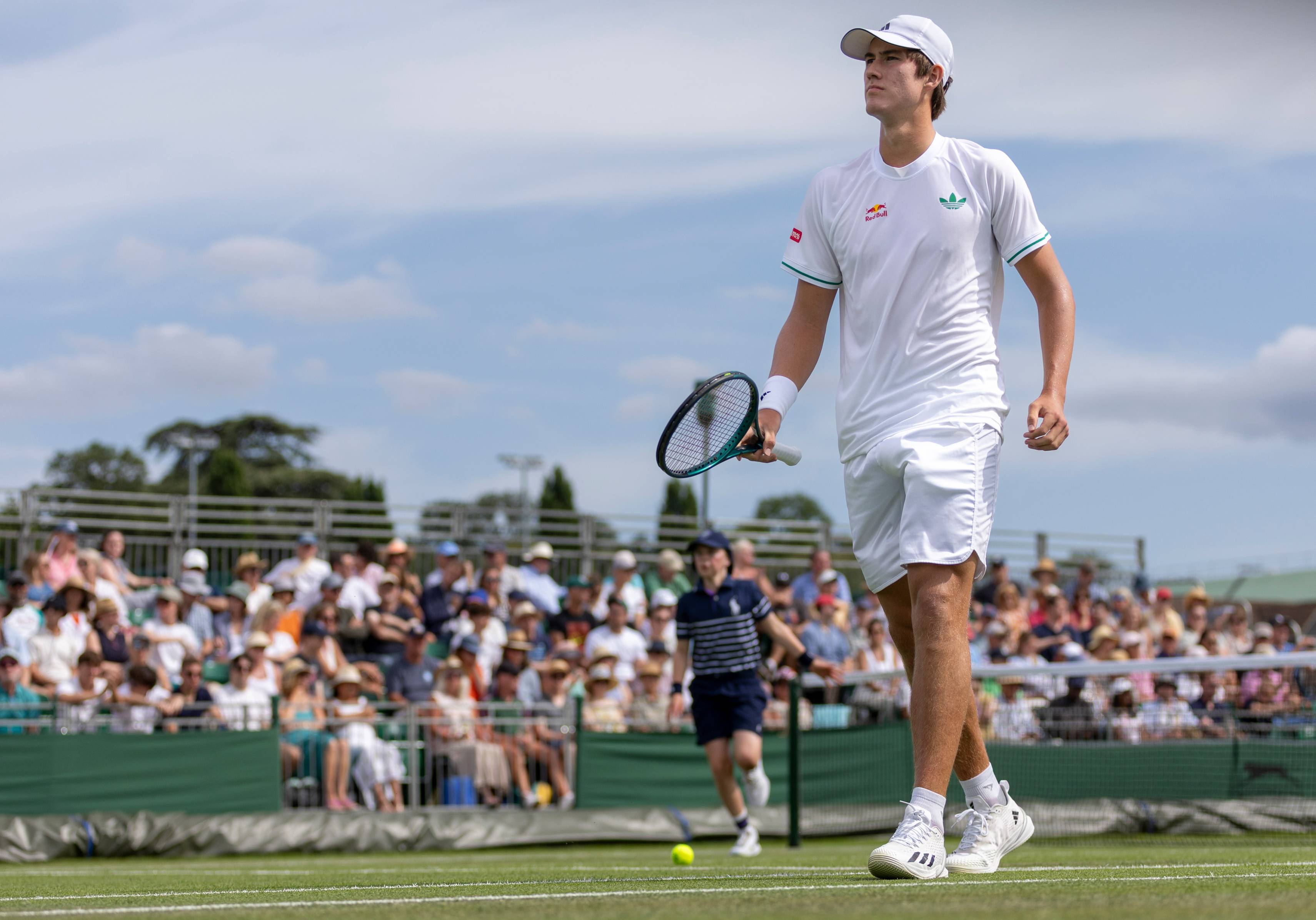 2025-Oliver-Bonding-Wimbledon-court.jpg