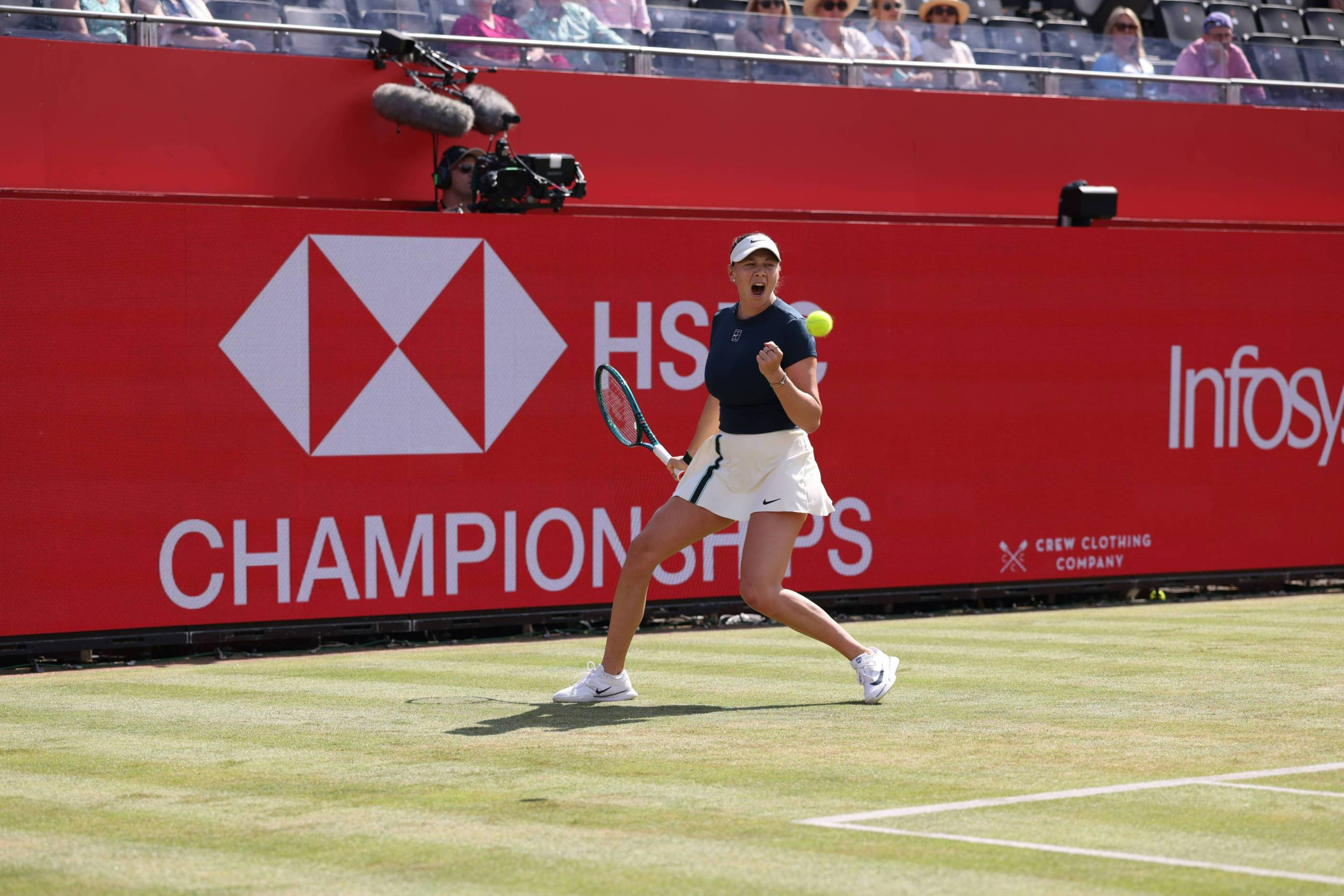 Amanda Anisimova celebrates a semi-final win at the HSBC Championships