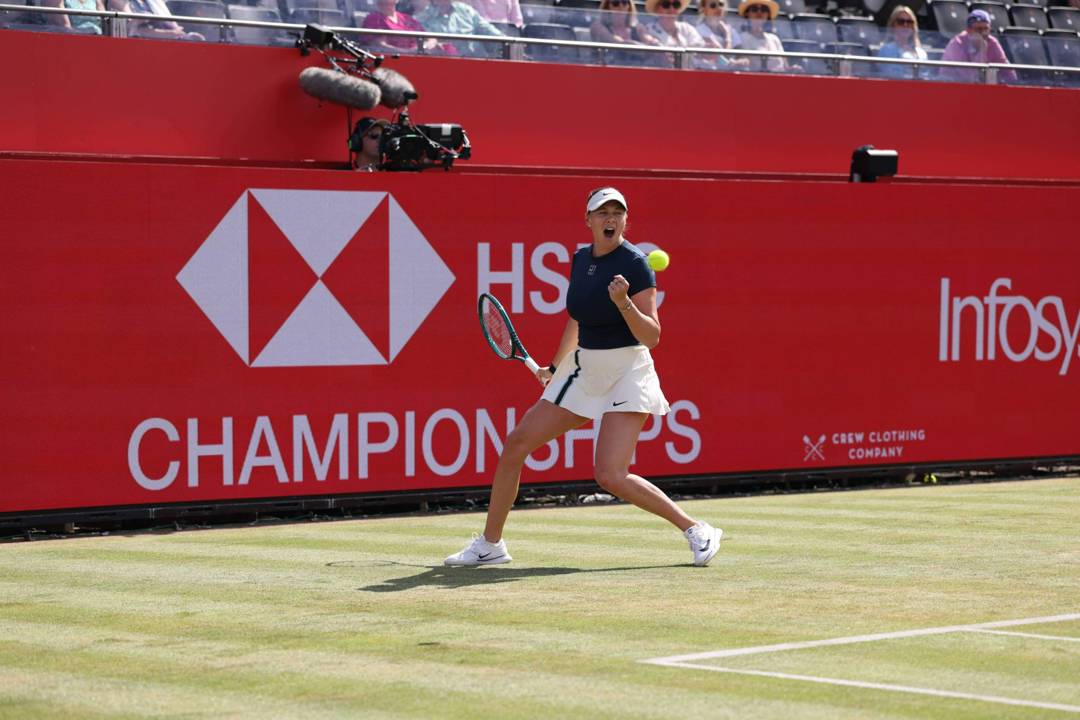 Amanda Anisimova celebrates a semi-final win at the HSBC Championships