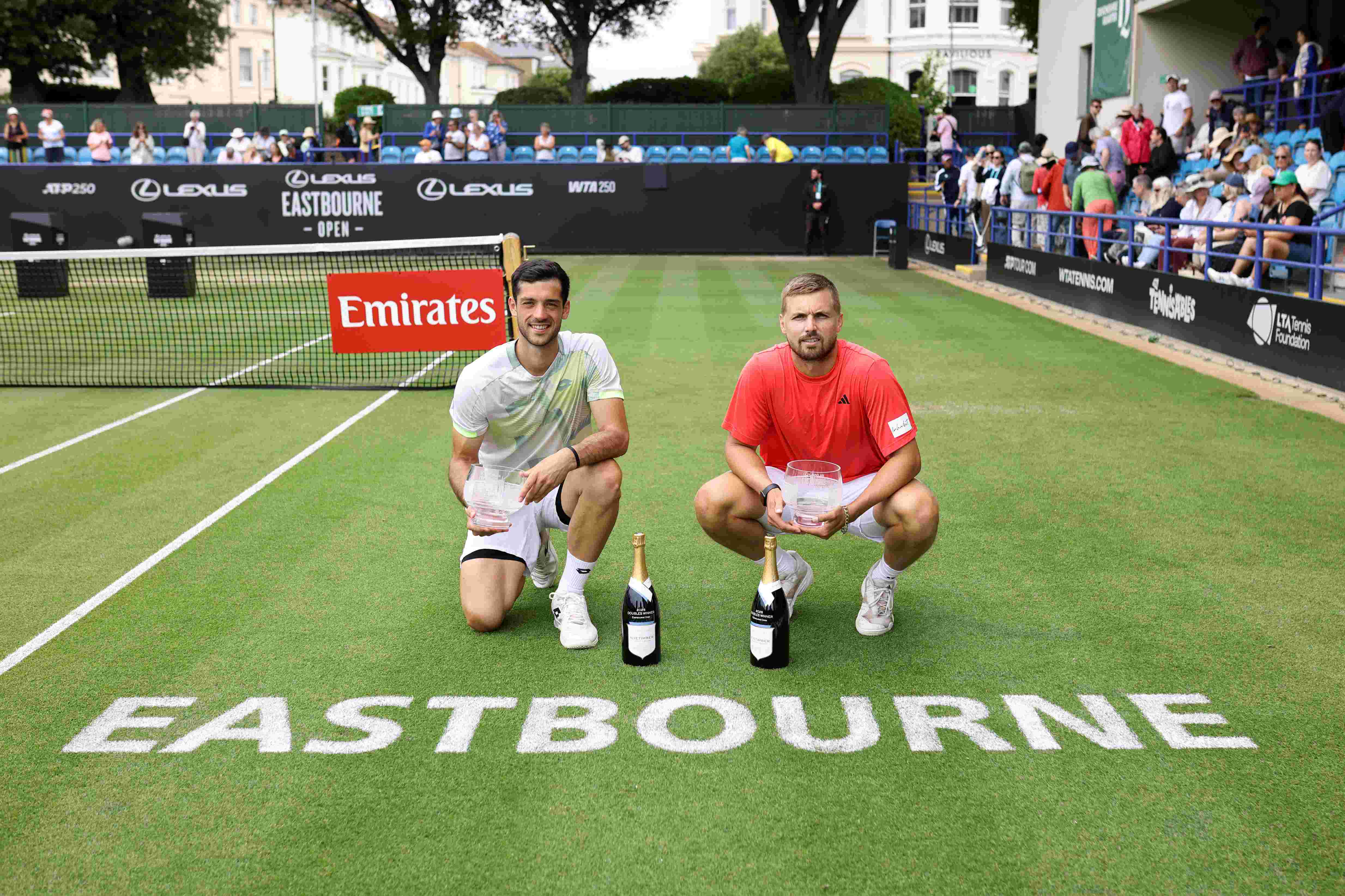 2025-Julian-Cash-Lloyd-Glasspool-Eastbourne-Court.jpg