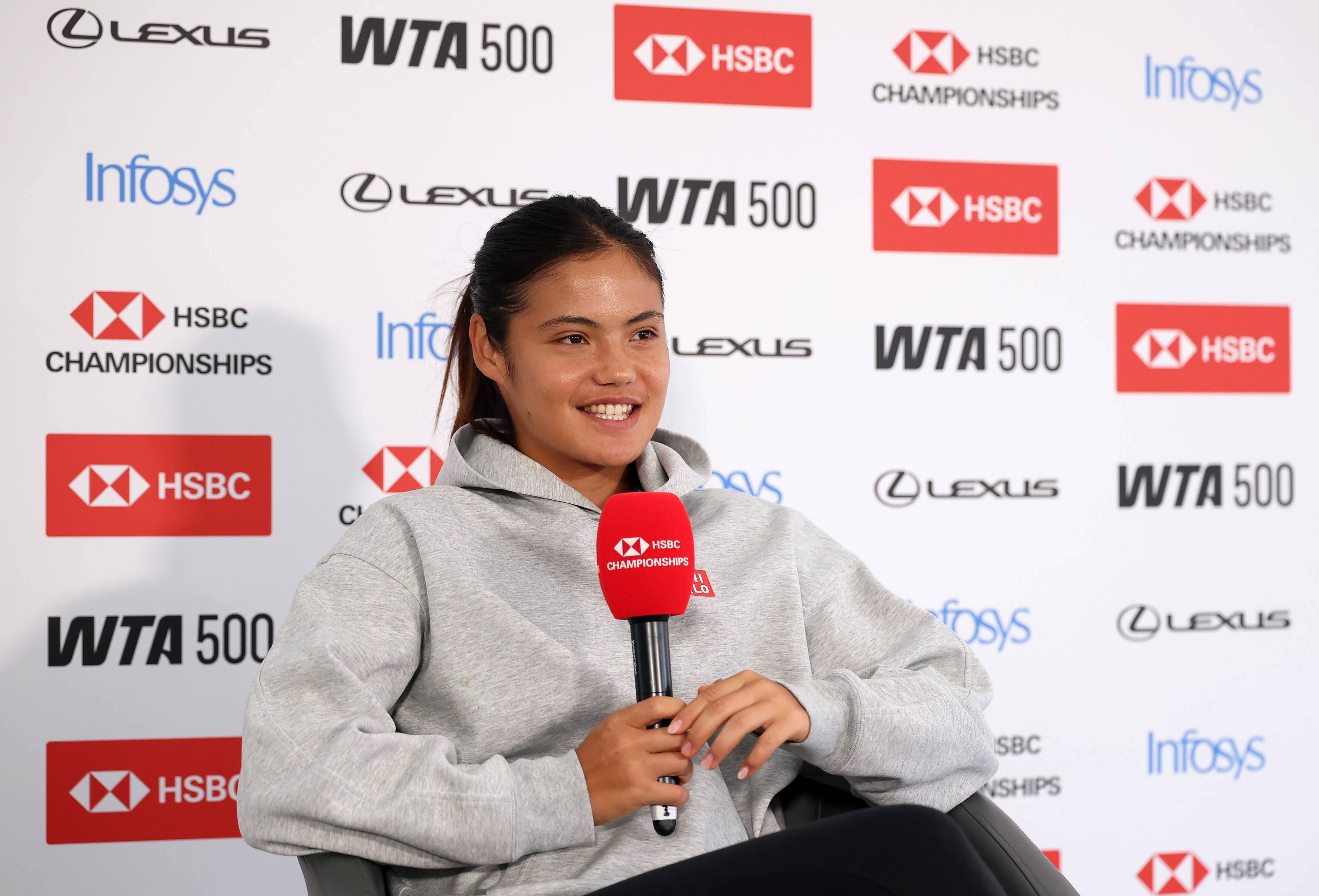 HSBC Championships 2026: Emma Raducanu & Katie Boulter on doubles partnership, Queen’s & returning on grass