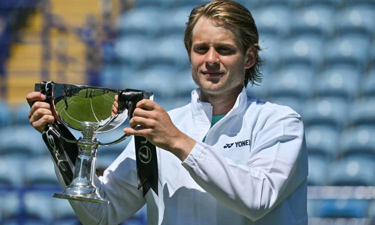 Lexus Eastbourne Open 2026: Zizou Bergs fights back to win men’s singles title