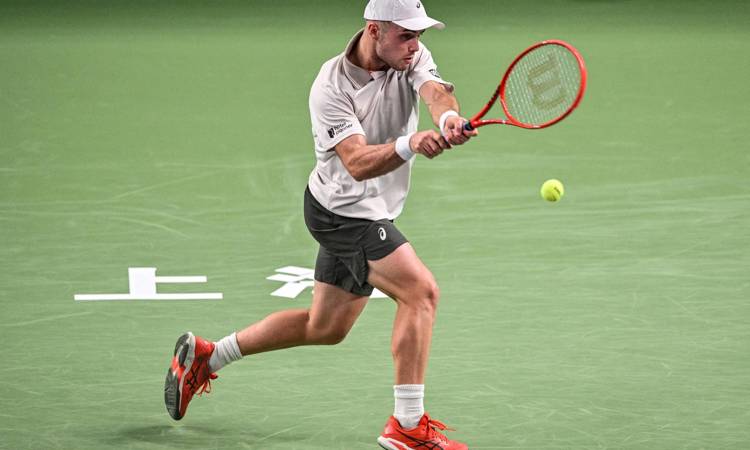 Rolex Shanghai Masters 2026: Arthur Fery narrowly loses to Karen Khachanov in three set marathon