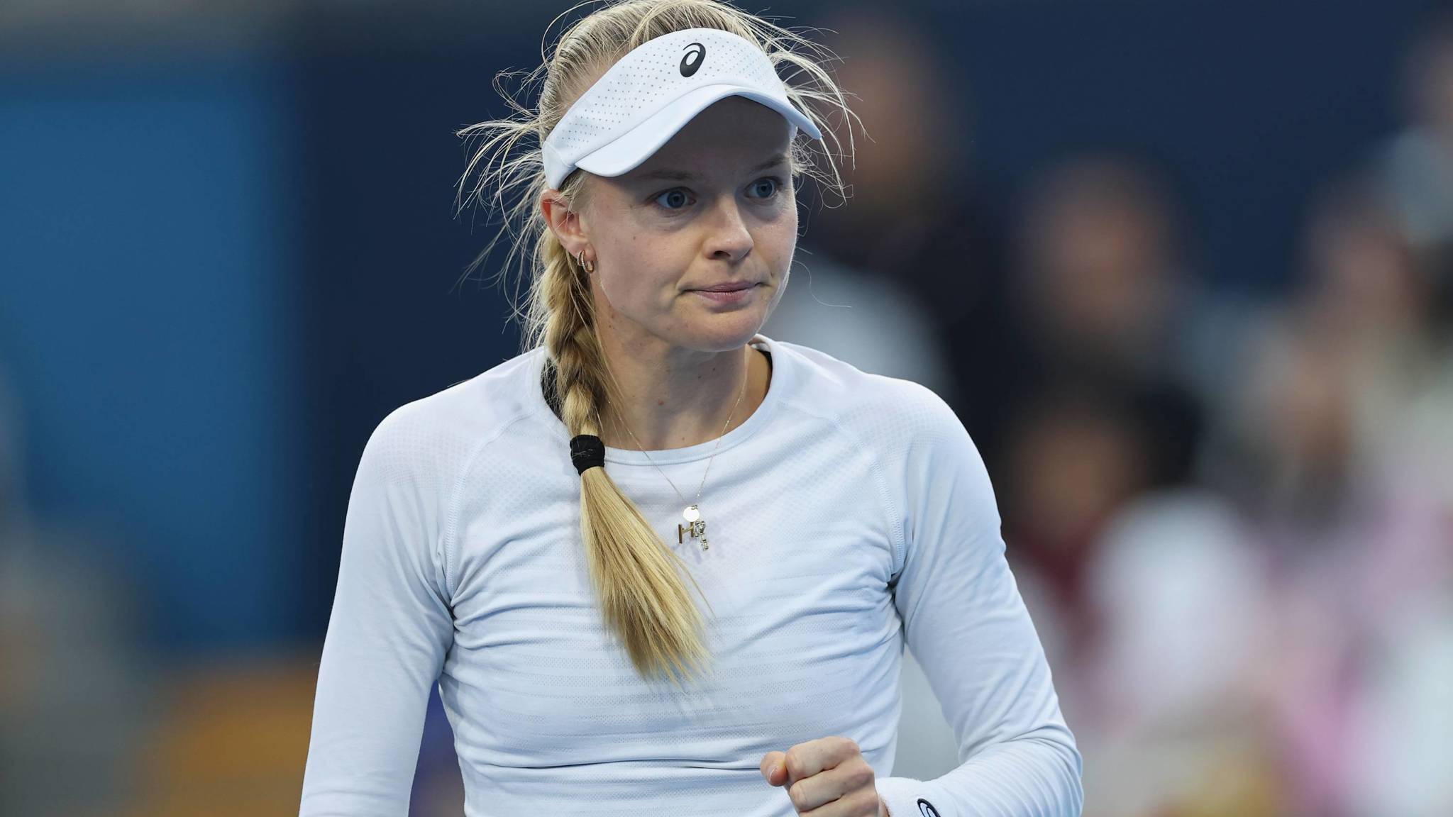 Harriet Dart defeats Paula Badosa to reach Guangzhou Open semi-final