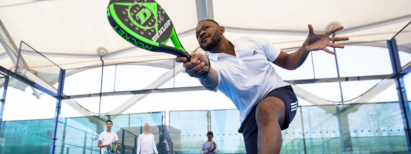 padel-forehand.jpg
