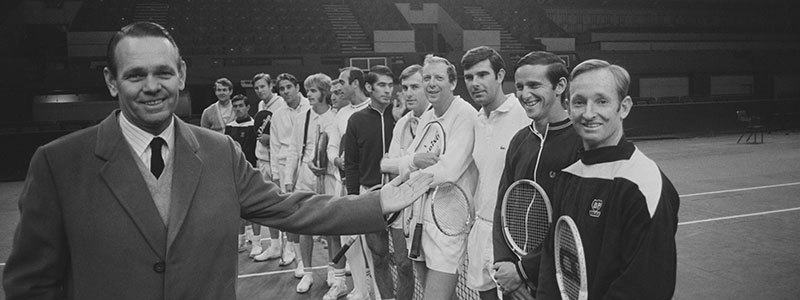 Rod Laver with a group of other tennis players