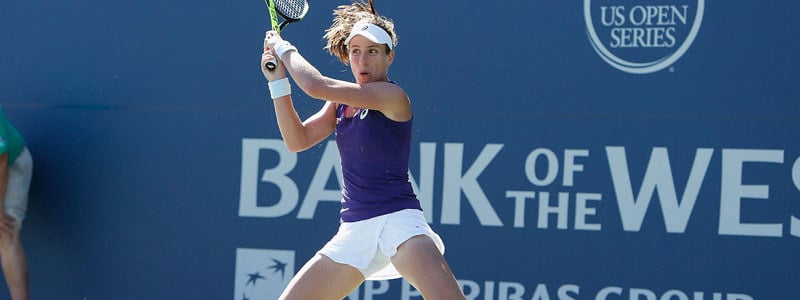 Johanna Konta in action at the 2016 Stanford Classic
