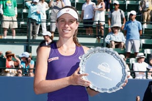 konta-stanford-classic-trophy.jpg